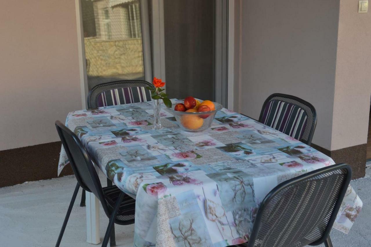 Apartamento Fourm Bibinje Exterior foto